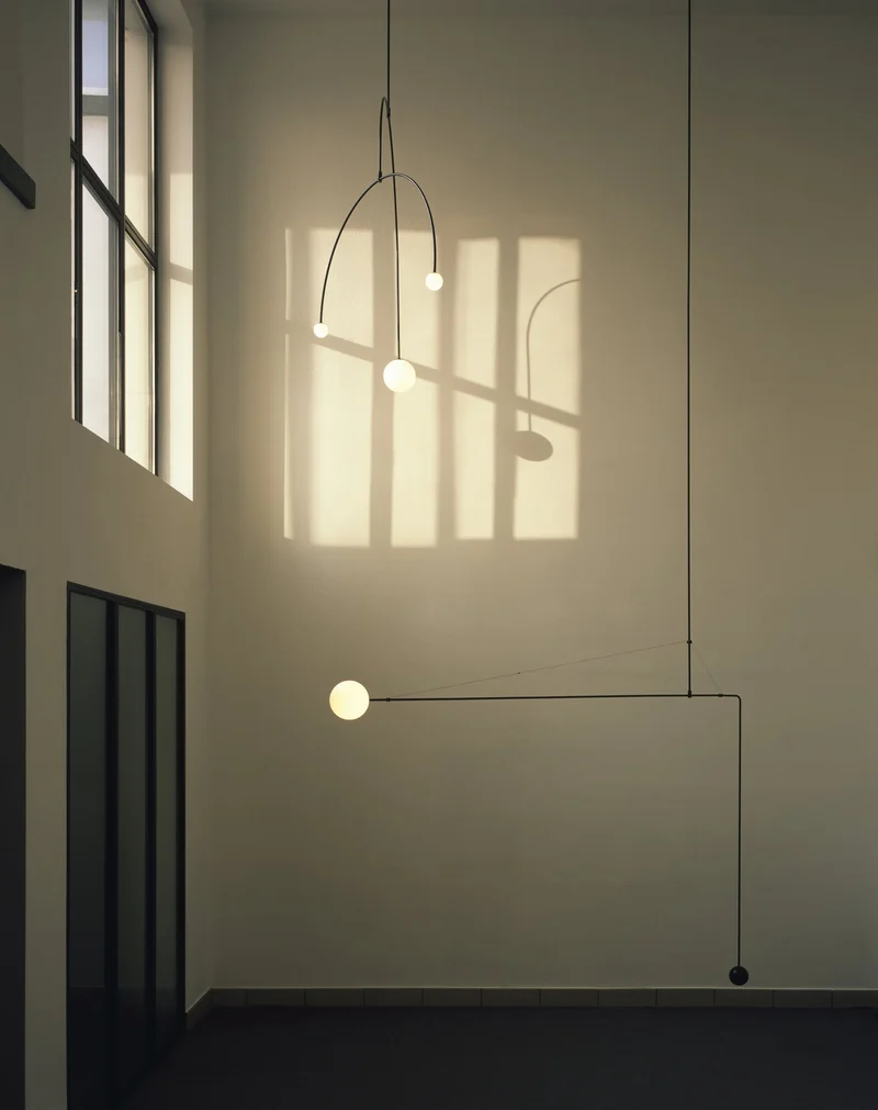 Mobiel Plafondlamp met Glazen Bollen – Modern Messing of Zwart Design – 9 Configuraties – G9 & G4 Fitting | Sansoti