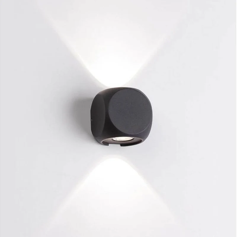 Zari Mini Wandleuchte Lichtstrahlen IP54