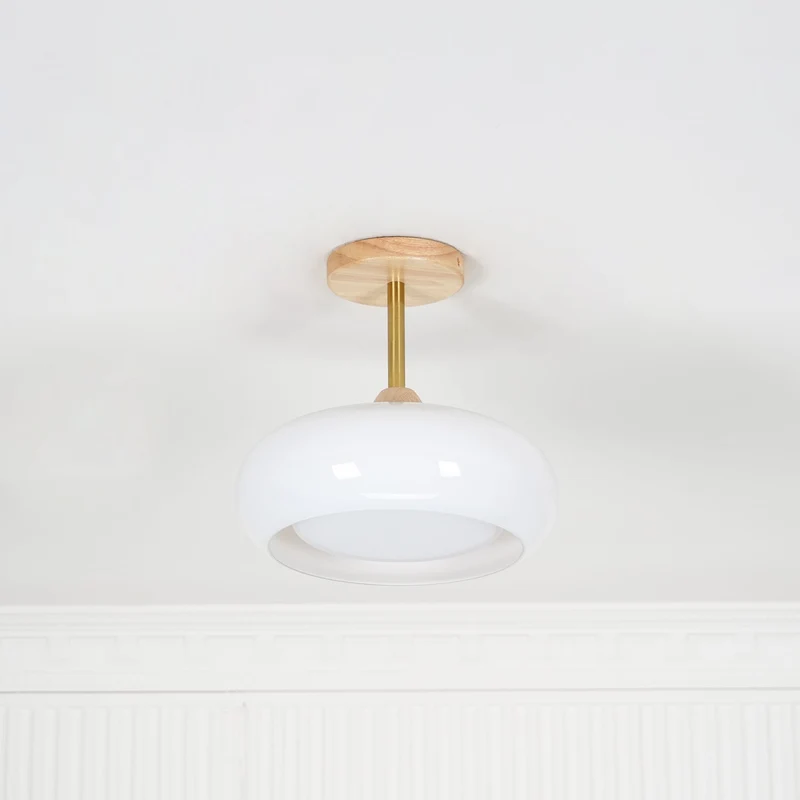 Vintage Bauhaus Plafondlamp met Glazen Schijf – Natuurlijk Houten Frame in Oranje of Wit – Ø28cm Verlichting voor Mid-Century Modern Interieur | Sansoti