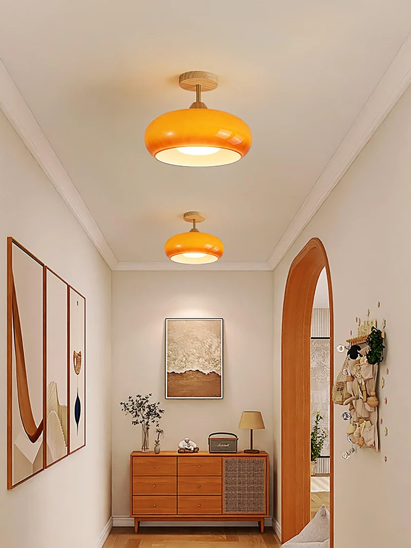 Vintage Bauhaus Plafondlamp met Glazen Schijf – Natuurlijk Houten Frame in Oranje of Wit – Ø28cm Verlichting voor Mid-Century Modern Interieur | Sansoti