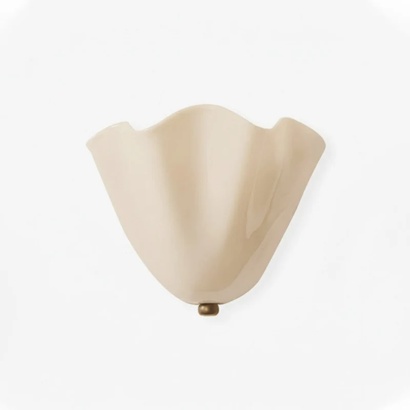 Petalia Wandlamp — Sculptural Petal-Geïnspireerde Glazen Wandverlichting met G9 Fitting en Hardwired Installatie (28 × 25 × 13 cm) | Sansoti
