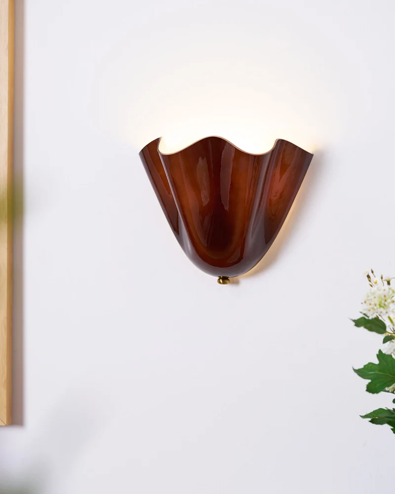 Petalia Wandlamp — Sculptural Petal-Geïnspireerde Glazen Wandverlichting met G9 Fitting en Hardwired Installatie (28 × 25 × 13 cm) | Sansoti
