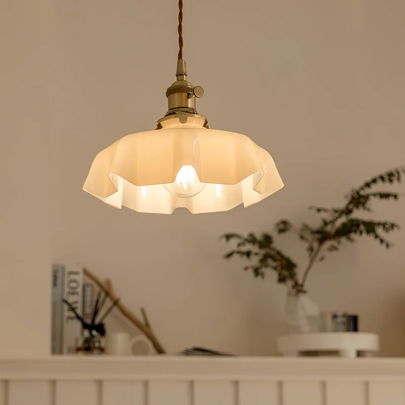 Geplooide Glazen Hanglamp met Messing Armatuur — Vintage Franse Stijl in Wit, Beige, Roze of Blauw — Verstelbare Kabel 150 cm | Sansoti