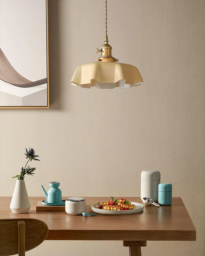 Geplooide Glazen Hanglamp met Messing Armatuur — Vintage Franse Stijl in Wit, Beige, Roze of Blauw — Verstelbare Kabel 150 cm | Sansoti