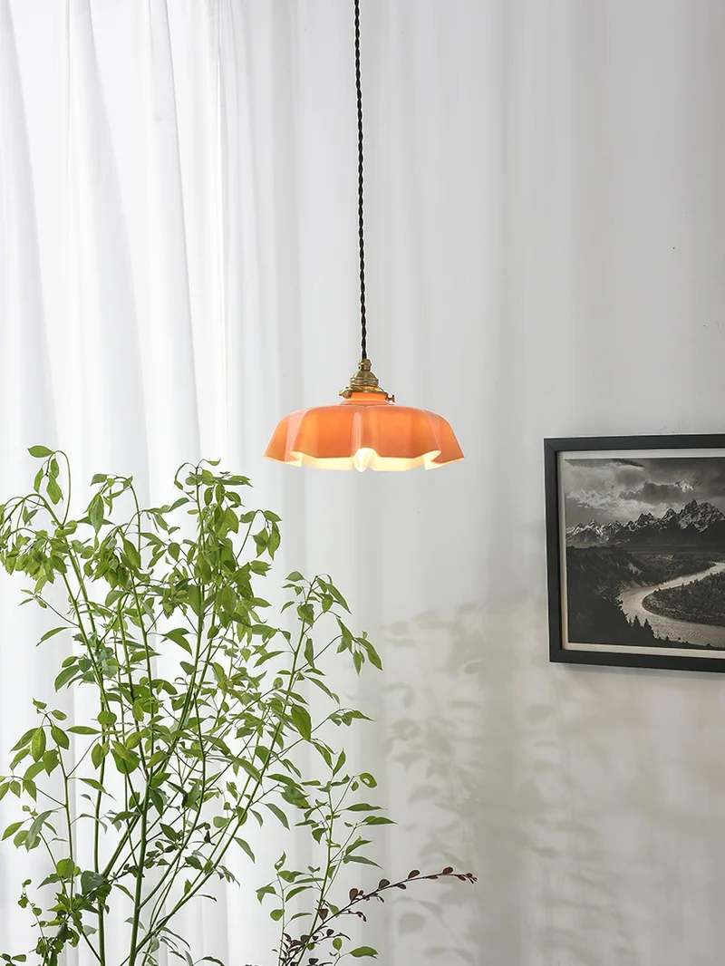 Geplooide Glazen Hanglamp met Messing Armatuur — Vintage Franse Stijl in Wit, Beige, Roze of Blauw — Verstelbare Kabel 150 cm | Sansoti