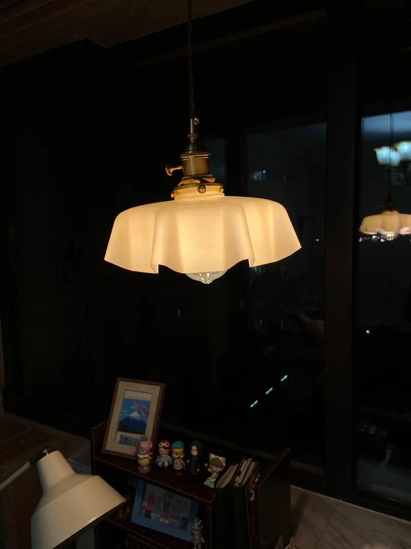 Geplooide Glazen Hanglamp met Messing Armatuur — Vintage Franse Stijl in Wit, Beige, Roze of Blauw — Verstelbare Kabel 150 cm | Sansoti