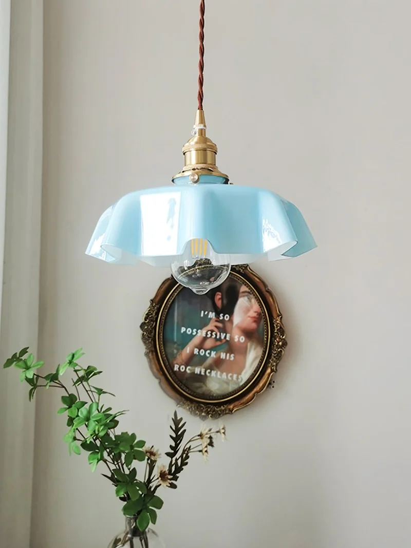 Geplooide Glazen Hanglamp met Messing Armatuur — Vintage Franse Stijl in Wit, Beige, Roze of Blauw — Verstelbare Kabel 150 cm | Sansoti