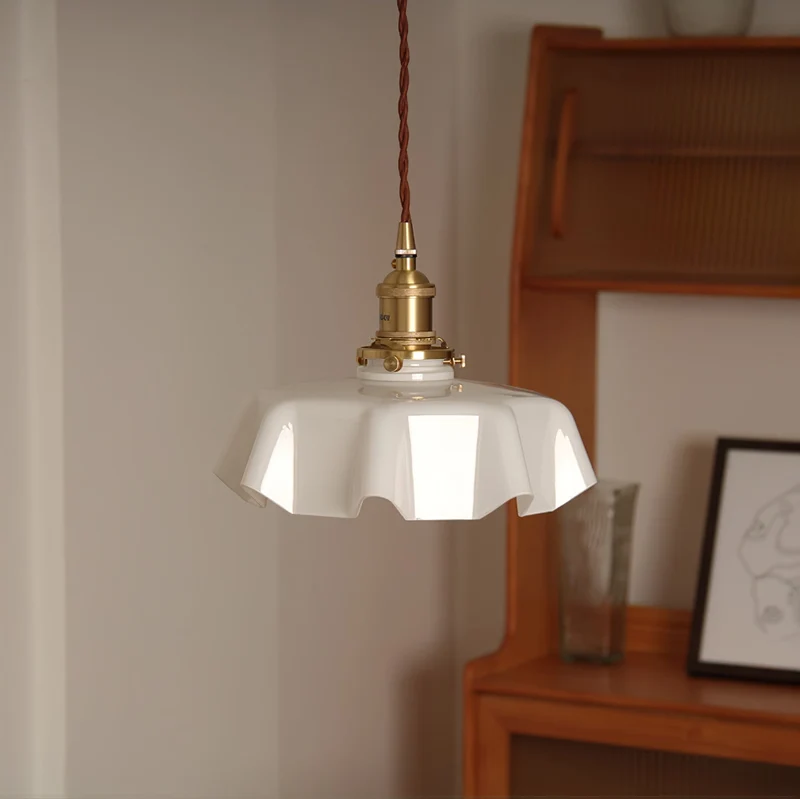 Geplooide Glazen Hanglamp met Messing Armatuur — Vintage Franse Stijl in Wit, Beige, Roze of Blauw — Verstelbare Kabel 150 cm | Sansoti