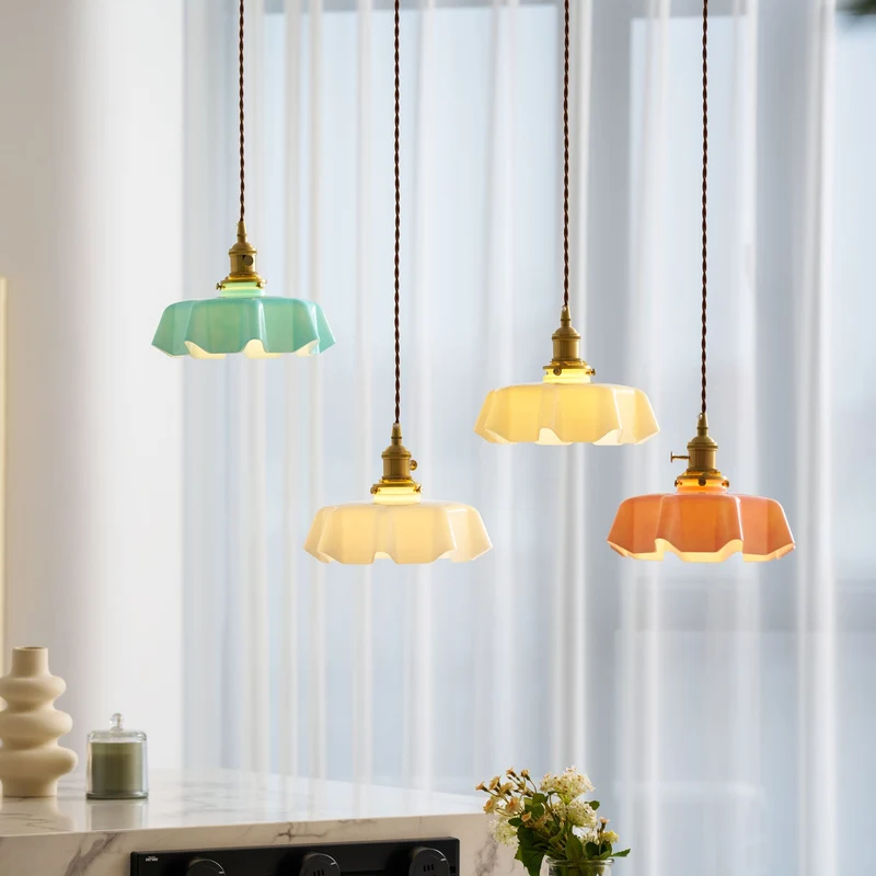 Geplooide Glazen Hanglamp met Messing Armatuur — Vintage Franse Stijl in Wit, Beige, Roze of Blauw — Verstelbare Kabel 150 cm | Sansoti
