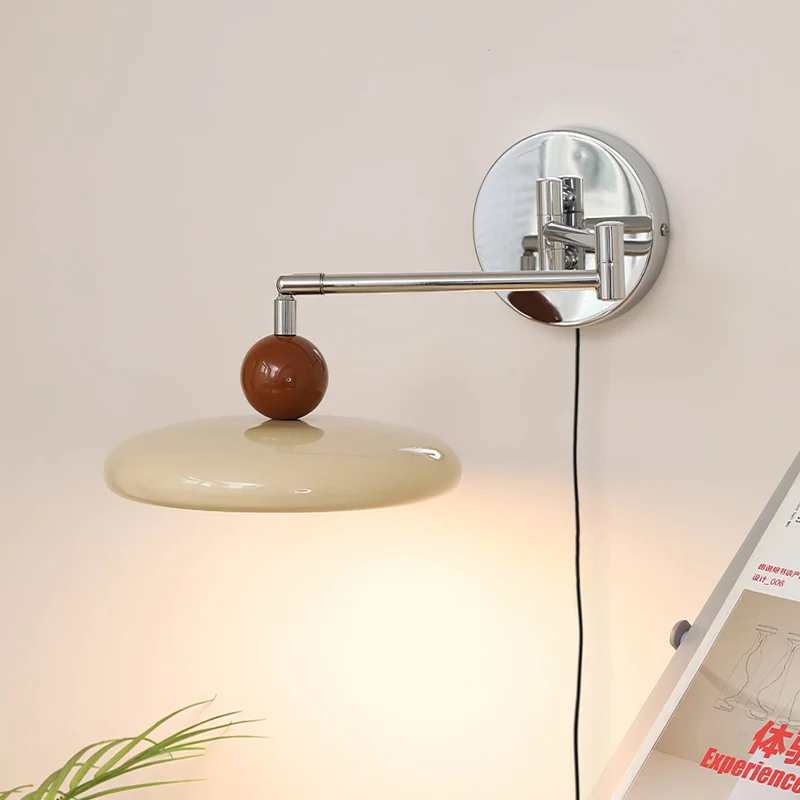 Ronde Plug-in Wandlamp – Scandinavisch Design met Geïntegreerde LED en 3 Kleurtemperaturen | Sansoti