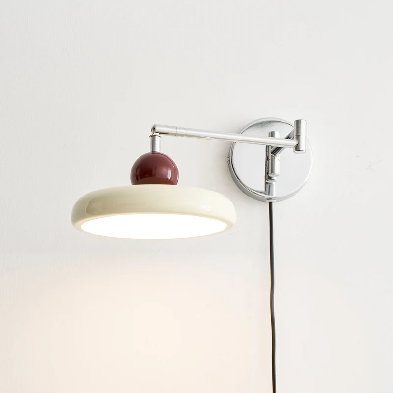 Ronde Plug-in Wandlamp – Scandinavisch Design met Geïntegreerde LED en 3 Kleurtemperaturen | Sansoti
