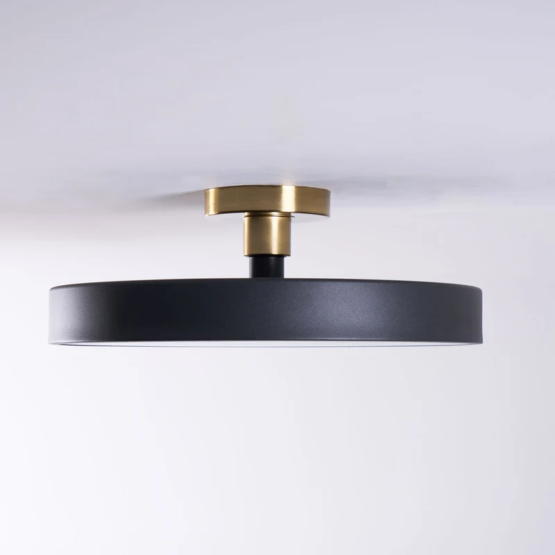Isla Plafondlamp — Ronde Flush-Mount LED Plafonnière met Zwart Metalen Armatuur en Witte Diffuser | Ideaal voor Eetkamers, Kantoren en Moderne Interieurs | Verkrijgbaar in Zes Kleuren | Sansoti
