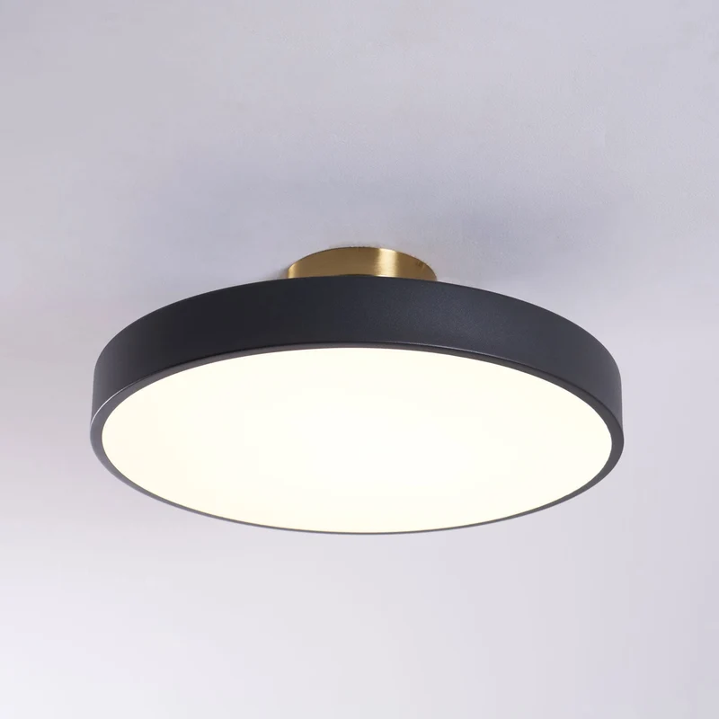 Isla Plafondlamp — Ronde Flush-Mount LED Plafonnière met Zwart Metalen Armatuur en Witte Diffuser | Ideaal voor Eetkamers, Kantoren en Moderne Interieurs | Verkrijgbaar in Zes Kleuren | Sansoti