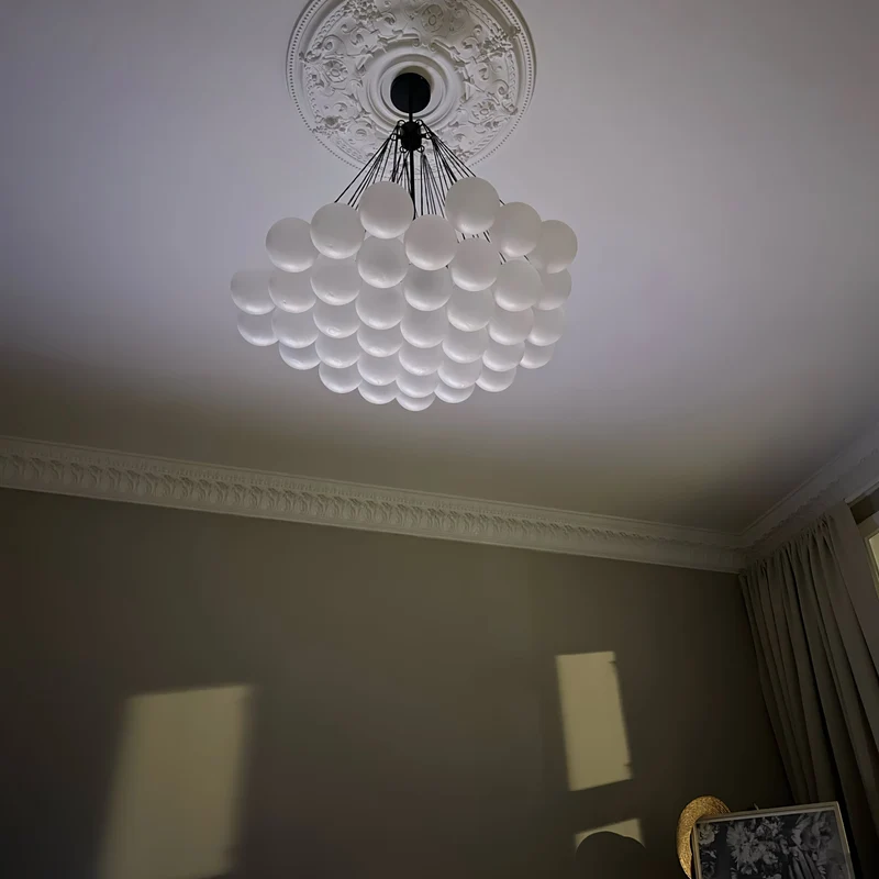Handbewerkte Glazen Bollenkandelaar met Natuurlijke Lichtverstrooiing – Elegante 19th-Century Glastechniek voor Warme Sfeer | Sansoti