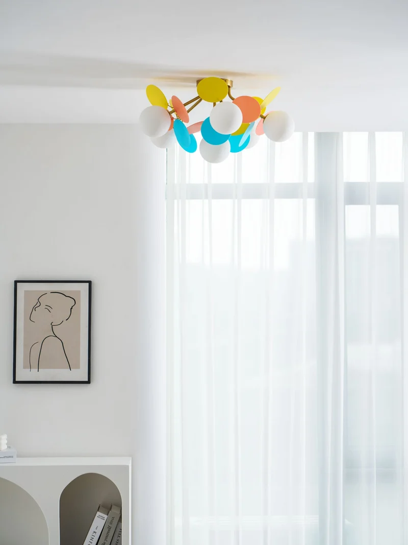 Ronde Plafondlamp met Acryl Bladeren – Macaron Pastelkleuren – 1, 4, 6 of 8 Lichtpunten – G9 Fitting – Scandinavisch Design voor Kinderkamer, Woonkamer en Kantoor | Sansoti