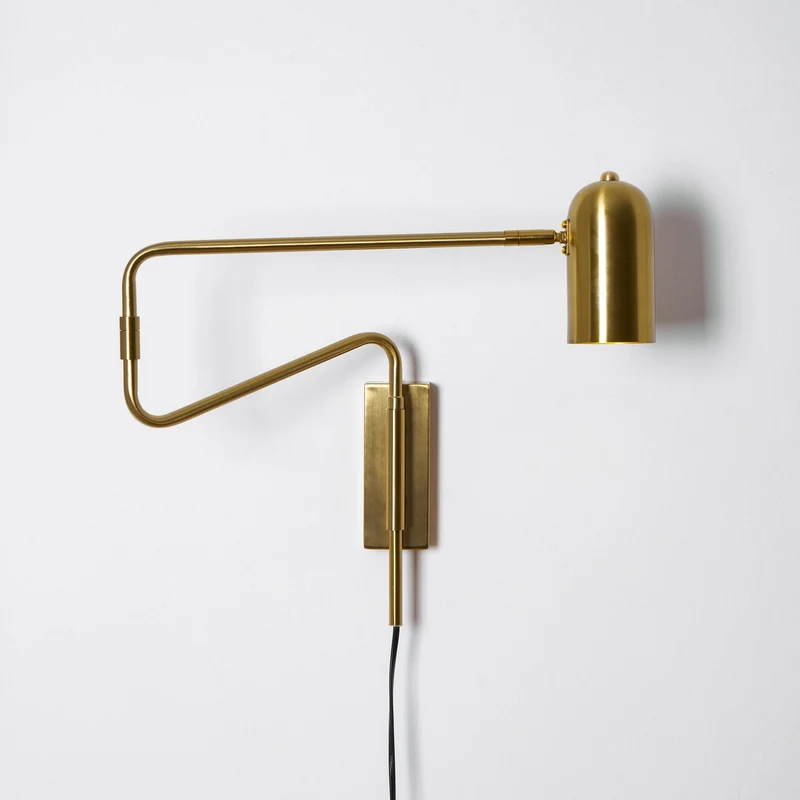 Verstelbare Wandlamp met Plug | Draaibare Arm en Zwenkkap | Perfect voor Slaapkamer en Leeshoek | Sansoti
