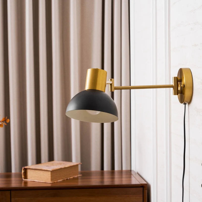 Verstelbare Wandlamp met Plug | Draaibare Arm en Zwenkkap | Perfect voor Slaapkamer en Leeshoek | Sansoti