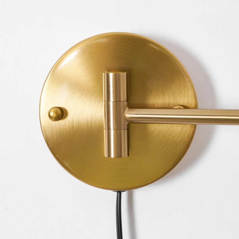 Verstelbare Wandlamp met Plug | Draaibare Arm en Zwenkkap | Perfect voor Slaapkamer en Leeshoek | Sansoti
