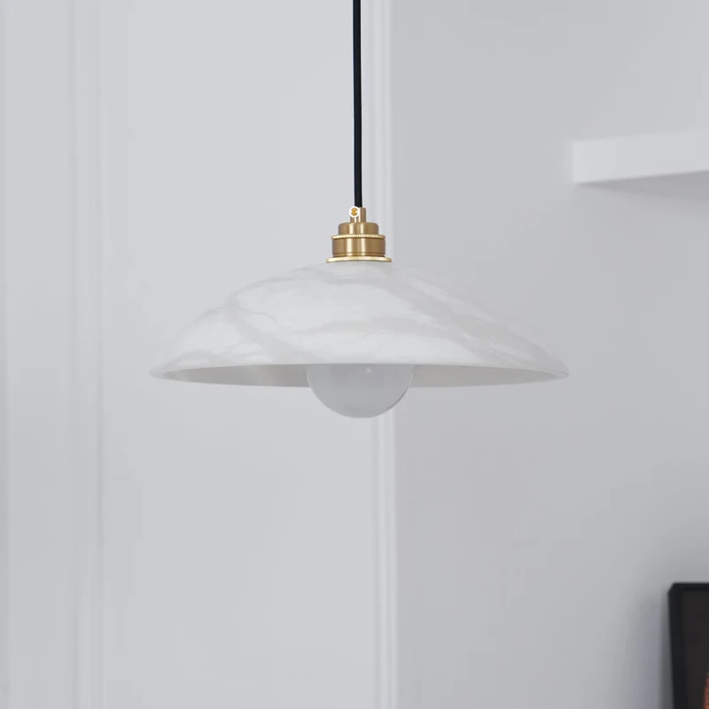 Koepelvormige Hanglamp Albast met Koperen Fitting – Ø30cm & Ø40cm – Natuursteen – Warme Uitstraling Eetkamer Keuken Woonkamer | Sansoti