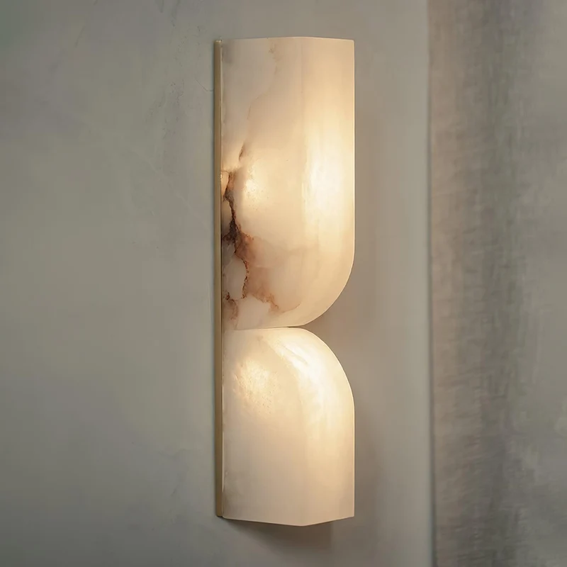 Natuursteen Wandlamp – Massief Alabaster met Organische Vormgeving & Warm Licht | Sansoti