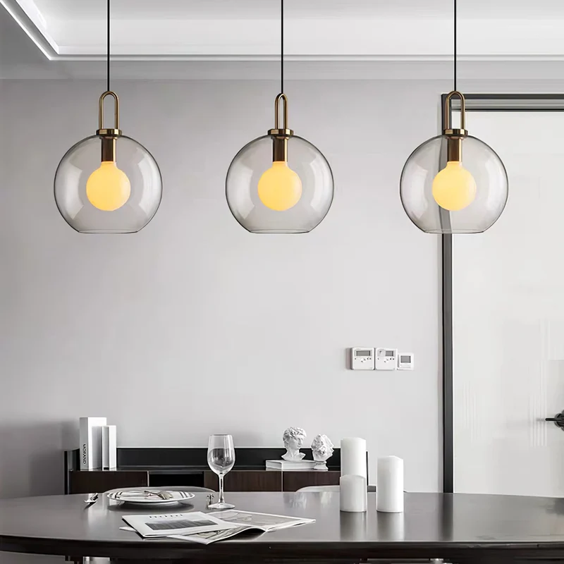 Glazen Hanglamp met Koperen Afwerking – Capsule & Sphere Vormen | Sansoti