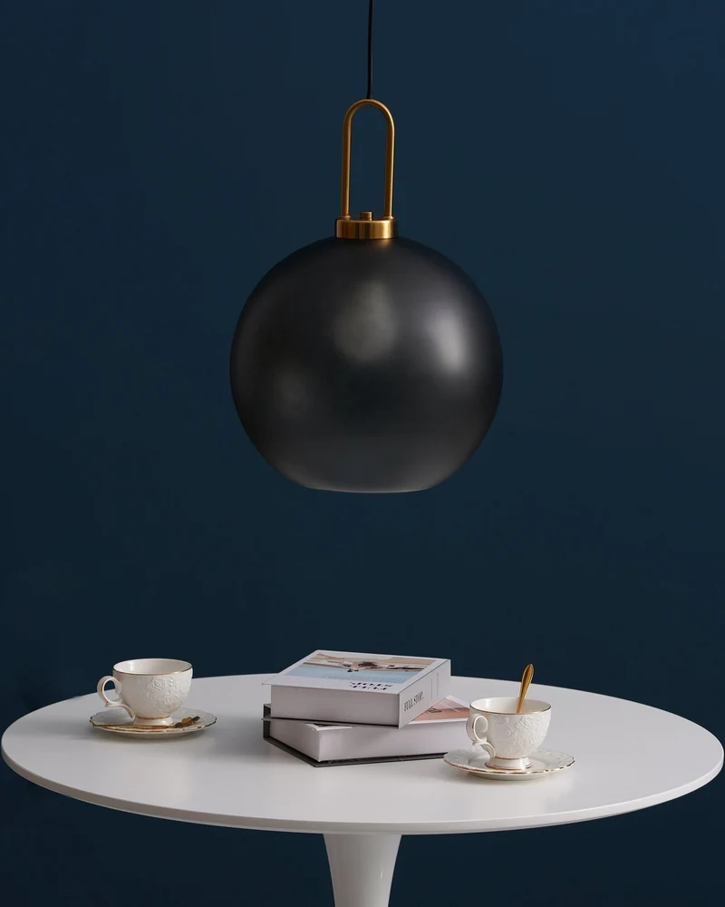Glazen Hanglamp met Koperen Afwerking – Capsule & Sphere Vormen | Sansoti