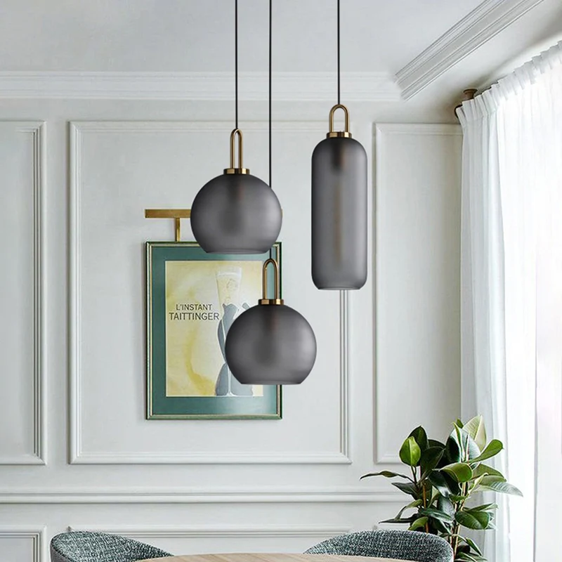 Glazen Hanglamp met Koperen Afwerking – Capsule & Sphere Vormen | Sansoti