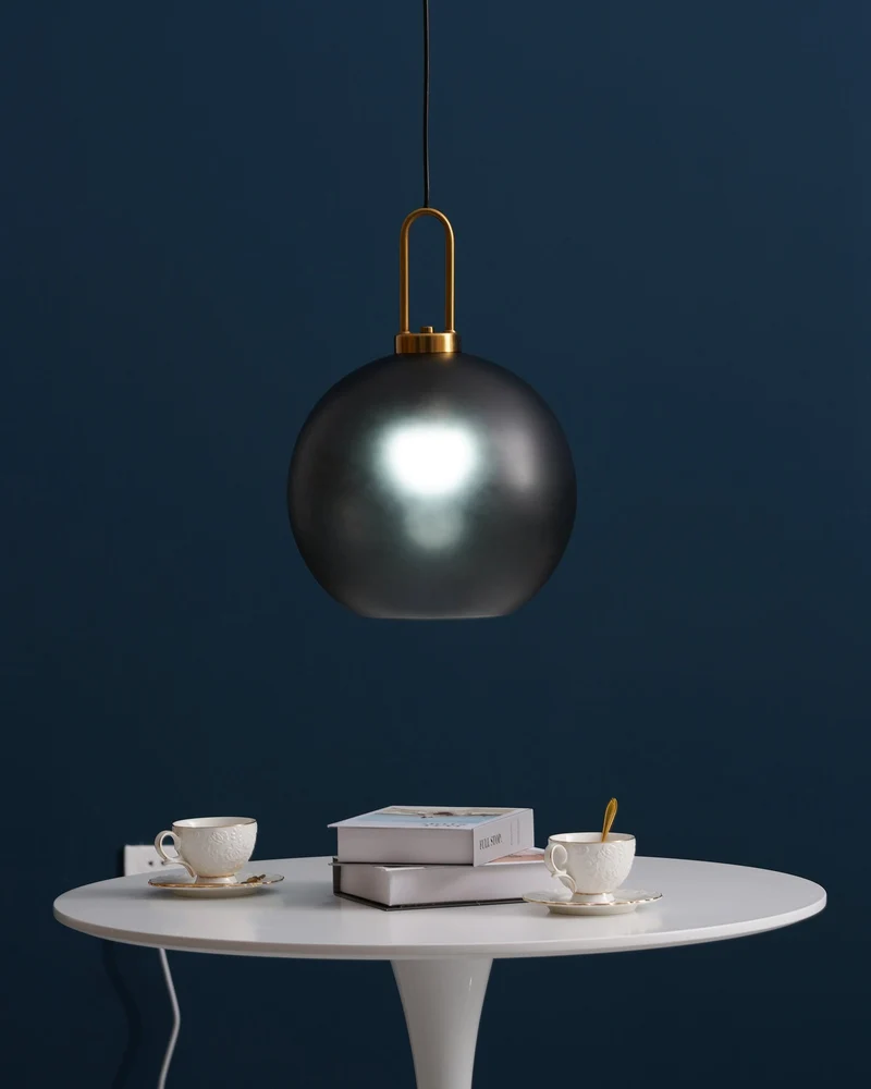 Glazen Hanglamp met Koperen Afwerking – Capsule & Sphere Vormen | Sansoti