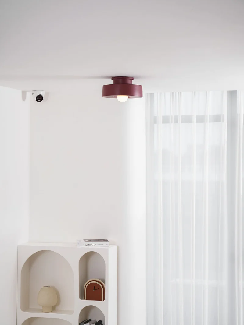 Plafondlamp Simon met Gestapelde Cilindervormen Hars Beschikbaar in Rood Groen Zwart E26 E27 Fitting Ø30×15cm Minimalistisch Design Geometrisch Sculptuur Verlichtingselement | Sansoti