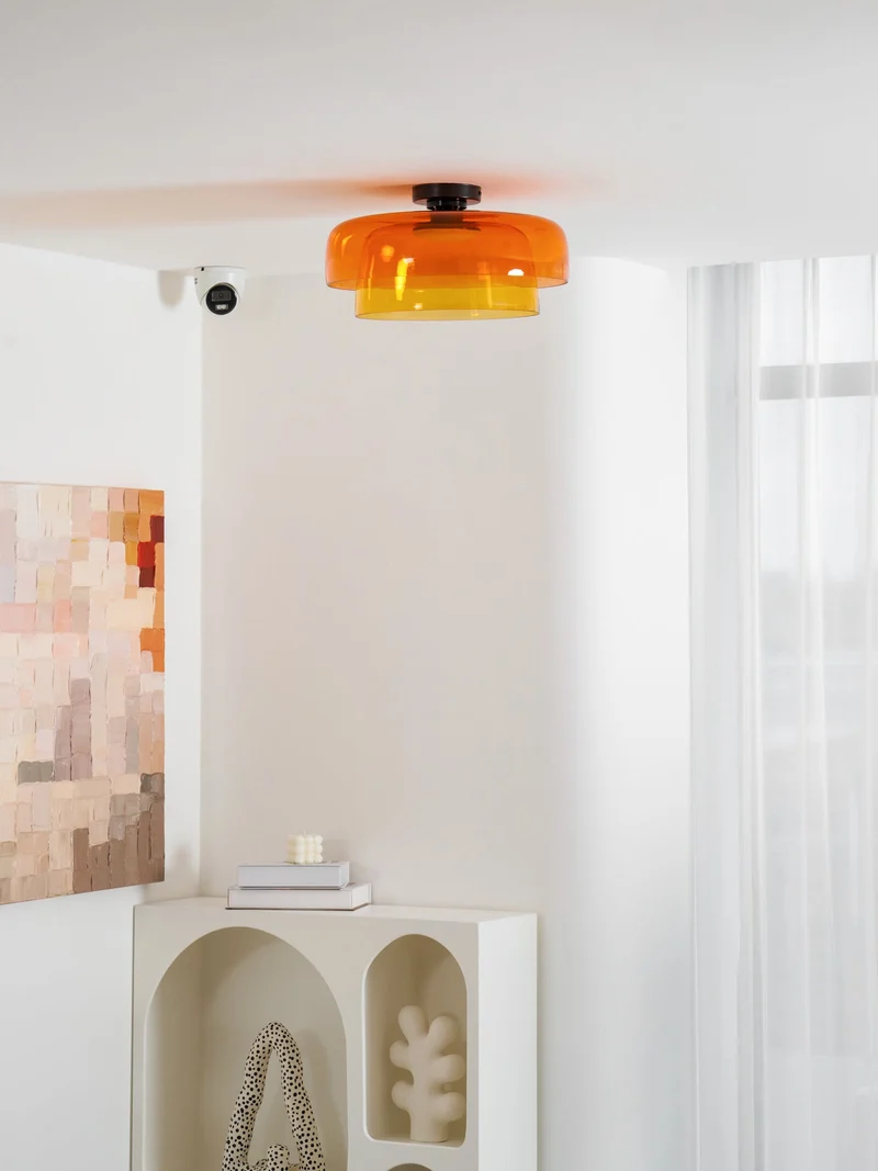 Lagen Plafondlamp met Glazen Schijven | Warm Getint Glas | Scandinavische Elegantie | Subtiel Gelaagd Licht | Moderne Plafondverlichting | Dimbare Versie Beschikbaar | Design Plafondlamp | Meerlaags Glasdesign | Natuurlijk Lichtgevoel | Sansoti