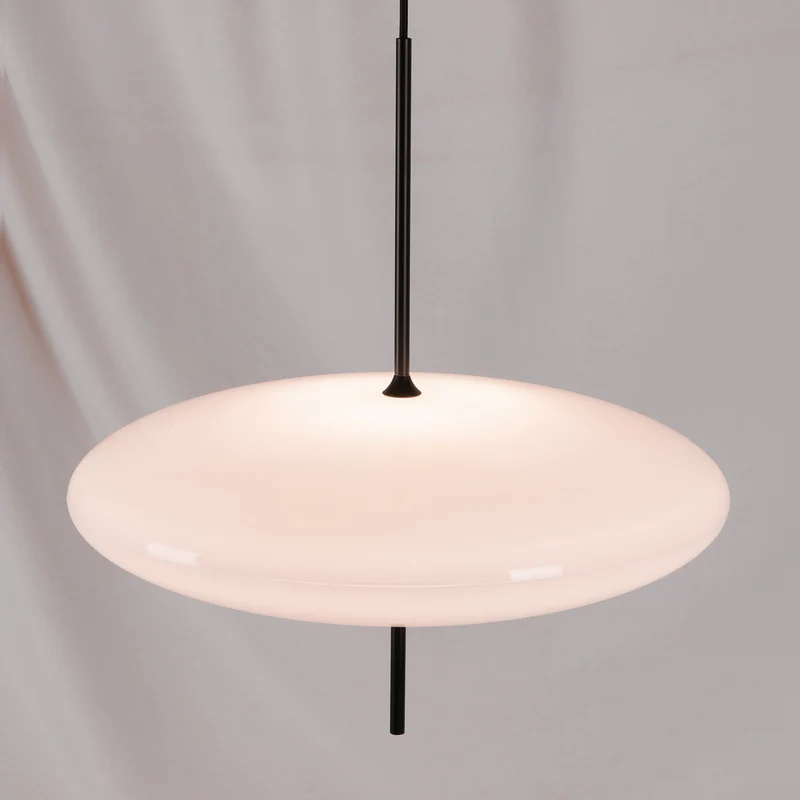 Opaalwitte Schijfhanglamp Elliptisch Design Glas-Effect Polymeer 3-4 Lichtpunten E26/E27 Moderne Designlamp Scandinavische Stijl Zwart of Wit Scandinavisch Interieur | Sansoti