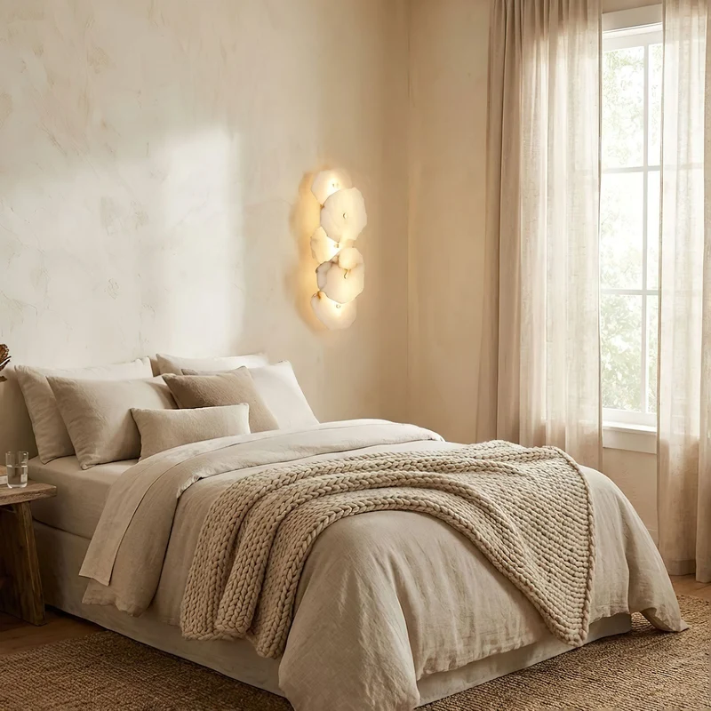 Alabasten Wandlamp — Echte Natuursteen met Gouden Armatuur — 1/3/5/7/9 Lichtpunten | Sansoti