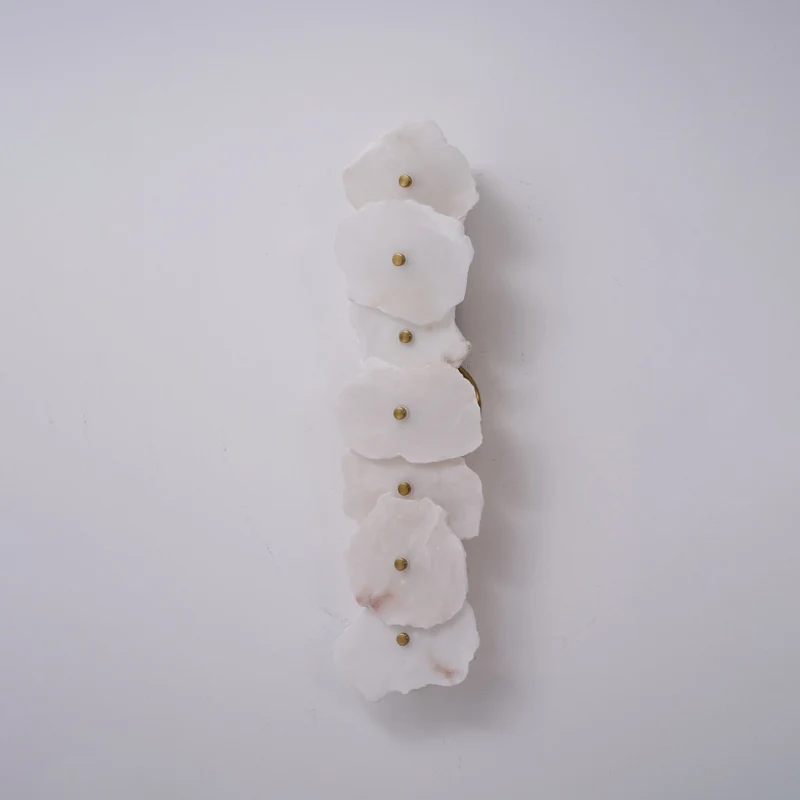 Alabasten Wandlamp — Echte Natuursteen met Gouden Armatuur — 1/3/5/7/9 Lichtpunten | Sansoti