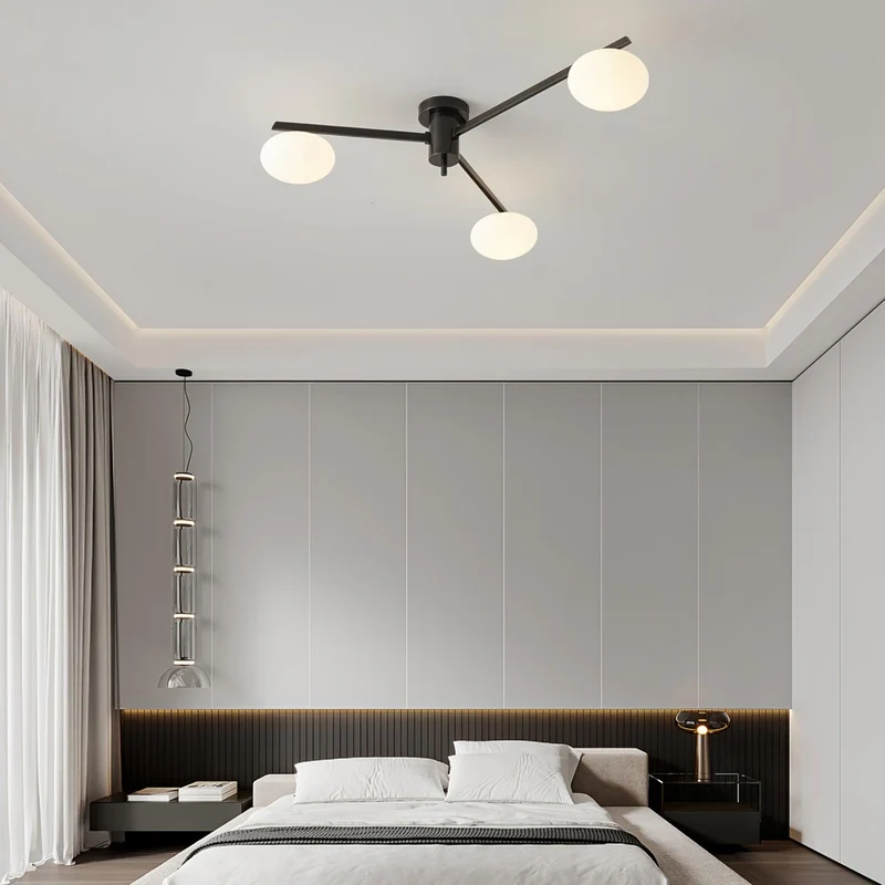 Plafondlamp met Ovale Glasbolletjes en Slanke Armen – Modern Laagprofieldesign voor Lage Plafonds in Zwart of Messing – G9 Fitting – 3-Kops, 5-Kops en 6-Kops Configuratie | Sansoti