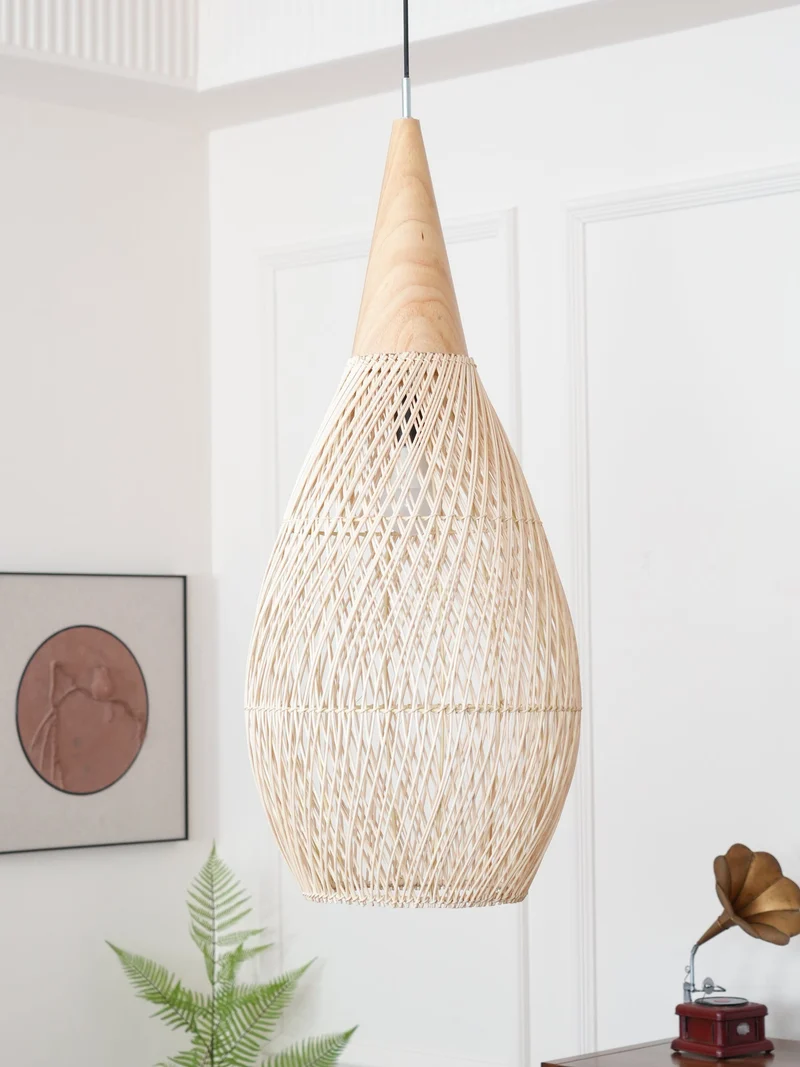 Handgevlochten Rotan Hanglamp – Javaanse Vlechtkunst in 4 Vormen & 3 Maten – Naturel of Zwart Rotan – E26/E27 Fitting – Scandinavisch Woonlicht | Sansoti