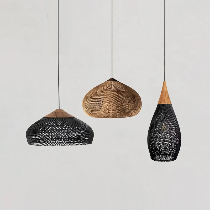 Handgevlochten Rotan Hanglamp – Javaanse Vlechtkunst in 4 Vormen & 3 Maten – Naturel of Zwart Rotan – E26/E27 Fitting – Scandinavisch Woonlicht | Sansoti