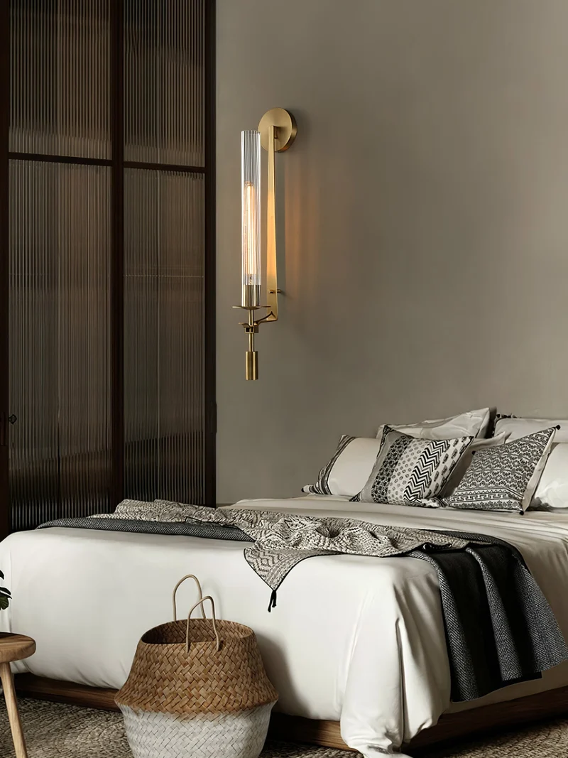 Klassieke Messing Wandlamp met Geribbeld Glas – 1940s Franse Stijl Cilinderlamp voor Gang Woonkamer Slaapkamer – E26 E27 Fitting – Enkel en Dubbel Lichtpunt | Sansoti