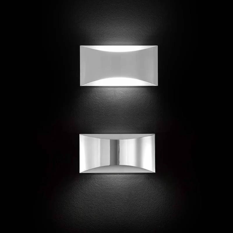 Oluce LED Wandleuchte Kelly Weiß