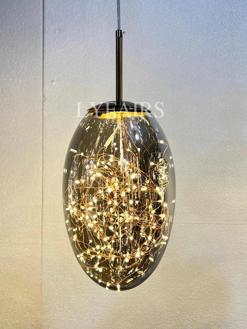 Grijze glazen hanglamp met sterrenhemel-effect voor eetkamer, bar of keukeneiland | Sansoti