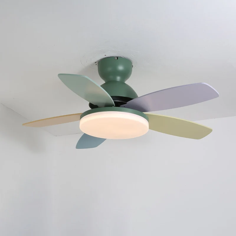 Liora Plafondventilator met Verlichting en Gekleurde Glazen Bladeren voor Kinderkamer – Moderne Ceiling Fan met LED en Afstandsbediening – Verstelbare Snelheid Plafondventilator met Licht in Meerdere Kleurvarianten | Sansoti