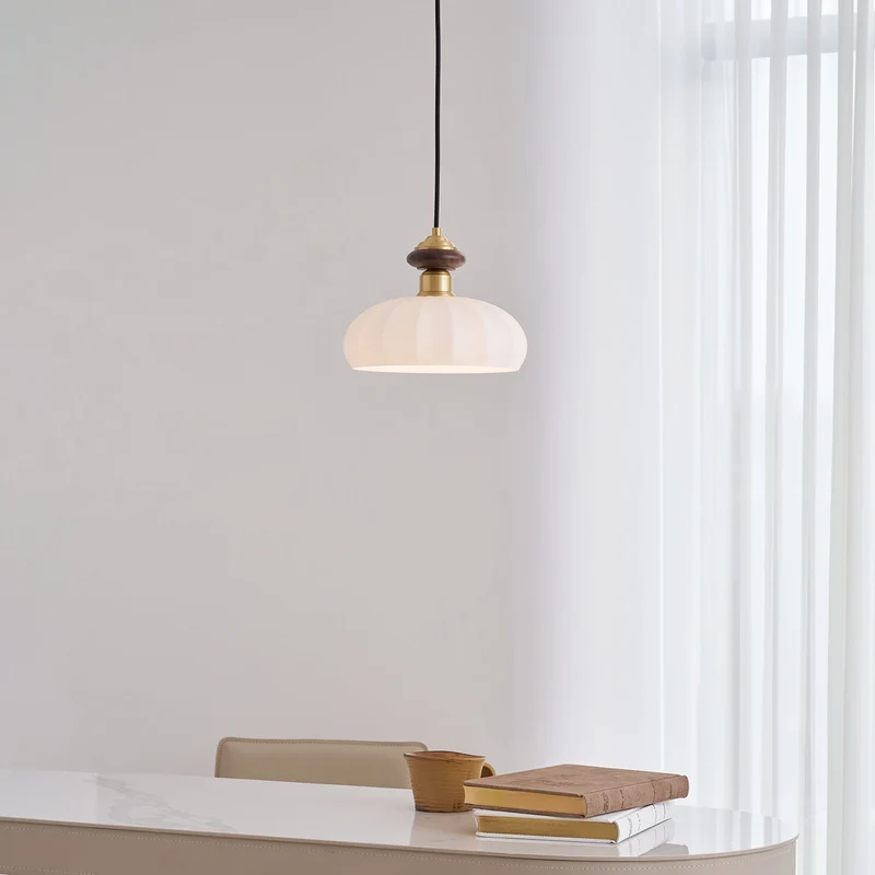 Glazen Hanglamp Bailey met Walnoten Houten Top | Retro Vintage Verlichting Koper Messing | Keukeneiland Eettafel Ontbijthoek | Eetkamer Hanglampen Glas | Skandinavisch Interieur | Sansoti