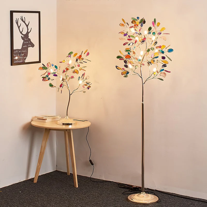 Agaat Vloerlamp – 8-Lampen Boomvorm Natuursteen Sculptuur 175 cm Koperen Finish Stained-Glass Effect Amber Blauw Groen Roze Paars Multicolor Statement Piece | Sansoti