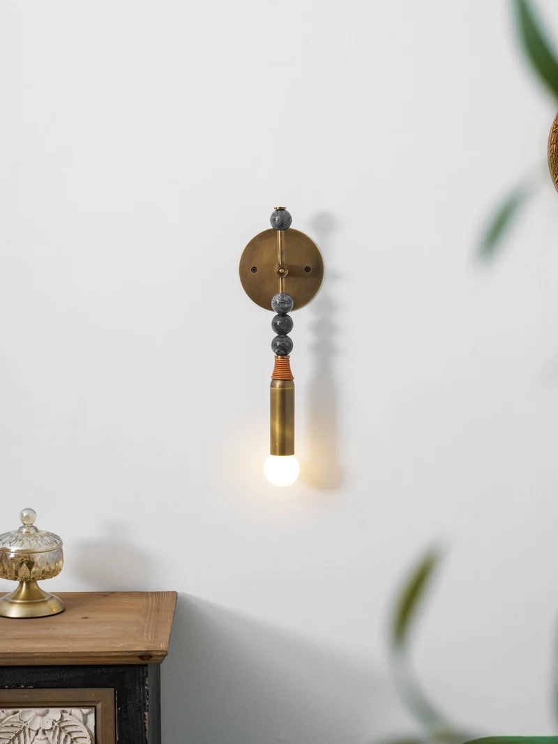 Toam Wandlamp Marmer Messing – Persepolis Geïnspireerd Design met Antique Brass Afwerking 18.9 en 27.6 inch | Sansoti