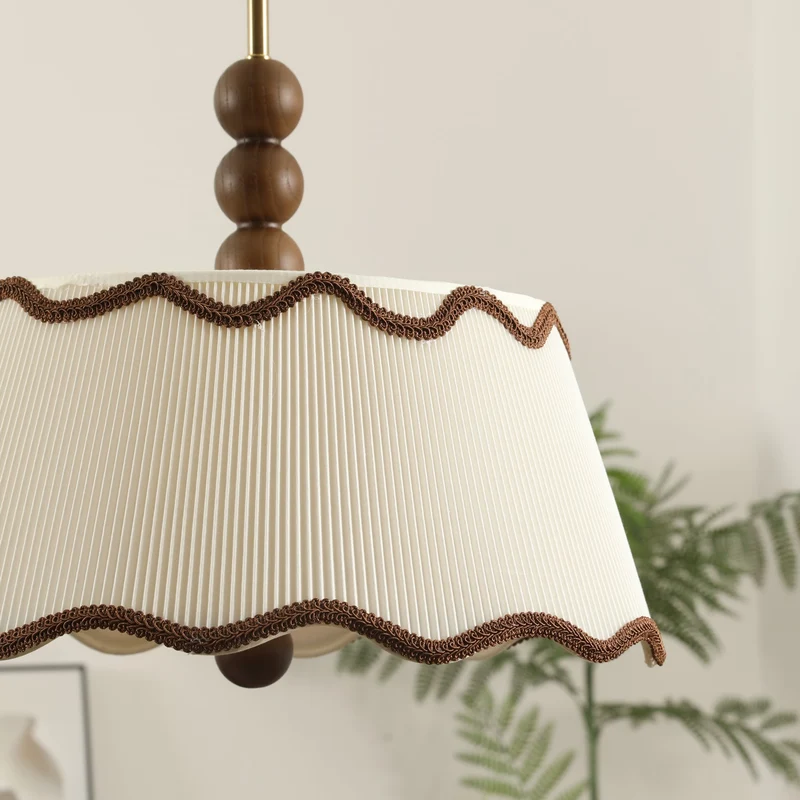 Plafondlamp met Geplooide Kap en Houten Kralen – Vintage Cottage Stijl voor Warm Sfeervol Licht | Sansoti