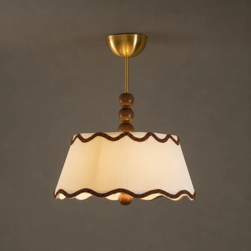 Plafondlamp met Geplooide Kap en Houten Kralen – Vintage Cottage Stijl voor Warm Sfeervol Licht | Sansoti