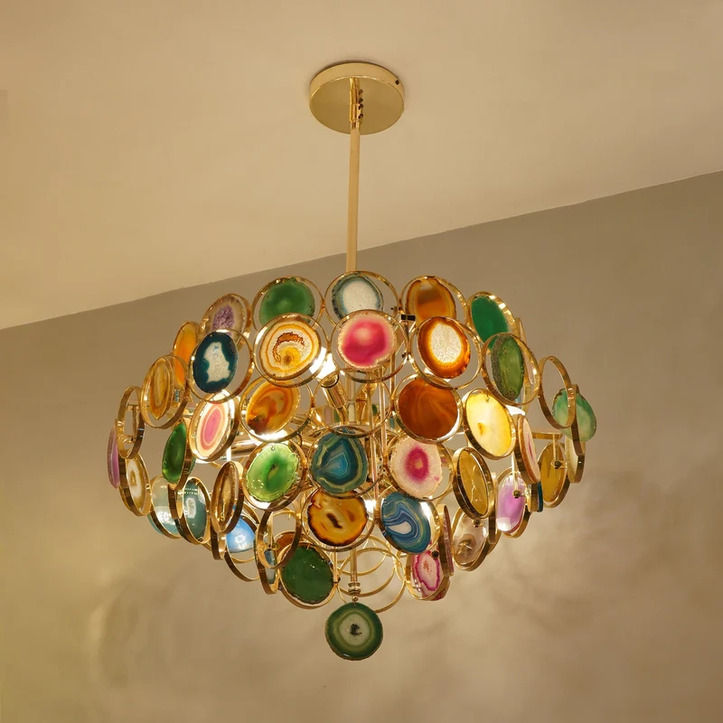 Agaat Kroonluchter – Natuursteen Hanglamp met Goudkleurige Montage – Echt Braziliaans Agaat Verlicht | Sansoti