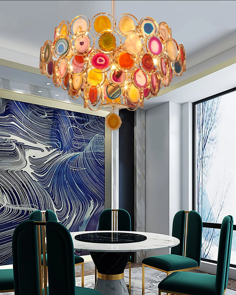 Agaat Kroonluchter – Natuursteen Hanglamp met Goudkleurige Montage – Echt Braziliaans Agaat Verlicht | Sansoti