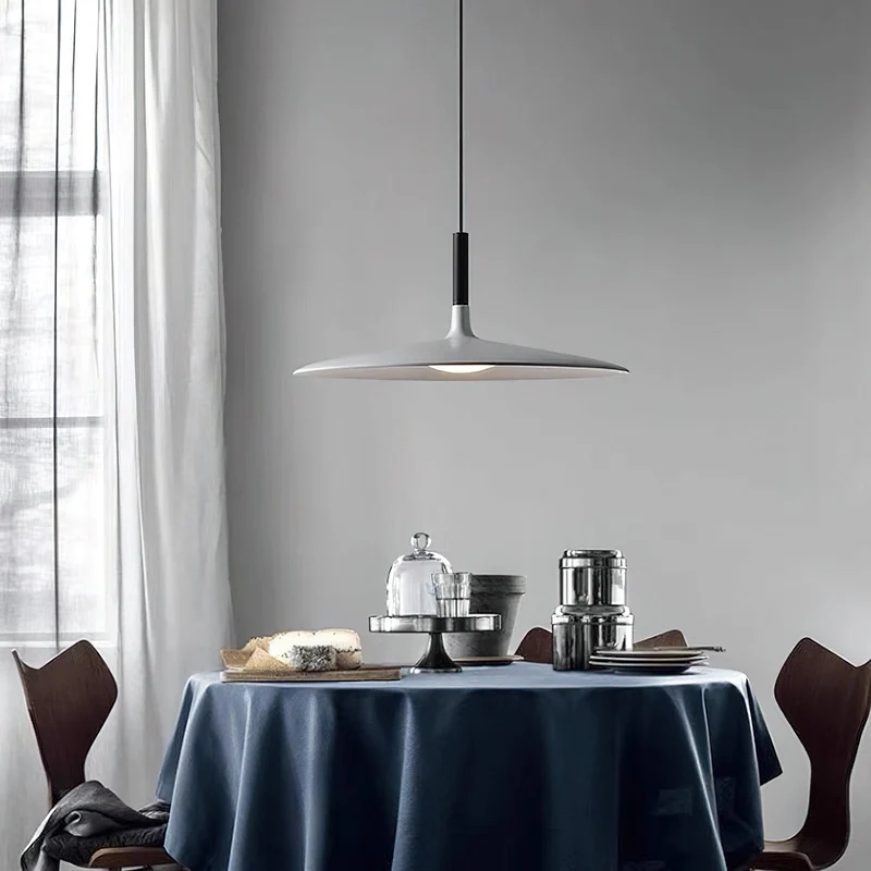 Hanglamp met Conische Kap – Resin Sculptural Pendant in Zes Kleuren, Geïntegreerde LED 3000K of Dimbaar, Moderne Lamp voor Eetkamer Keukeneiland | Sansoti