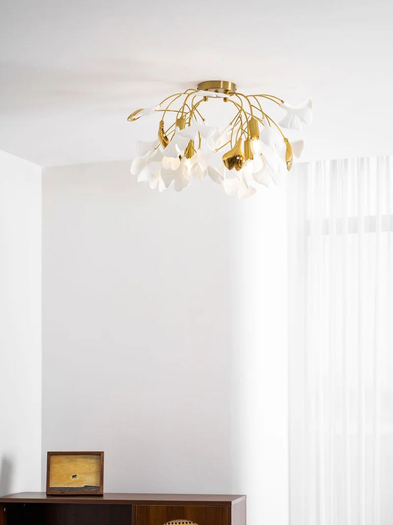 Keramische Hanglamp Ginkgo-Blad – Goudkleurige Armatuur met Witte Bladeren – Modern Natuurgeïnspireerd Design voor Woonkamer Eetkamer Slaapkamer | Sansoti