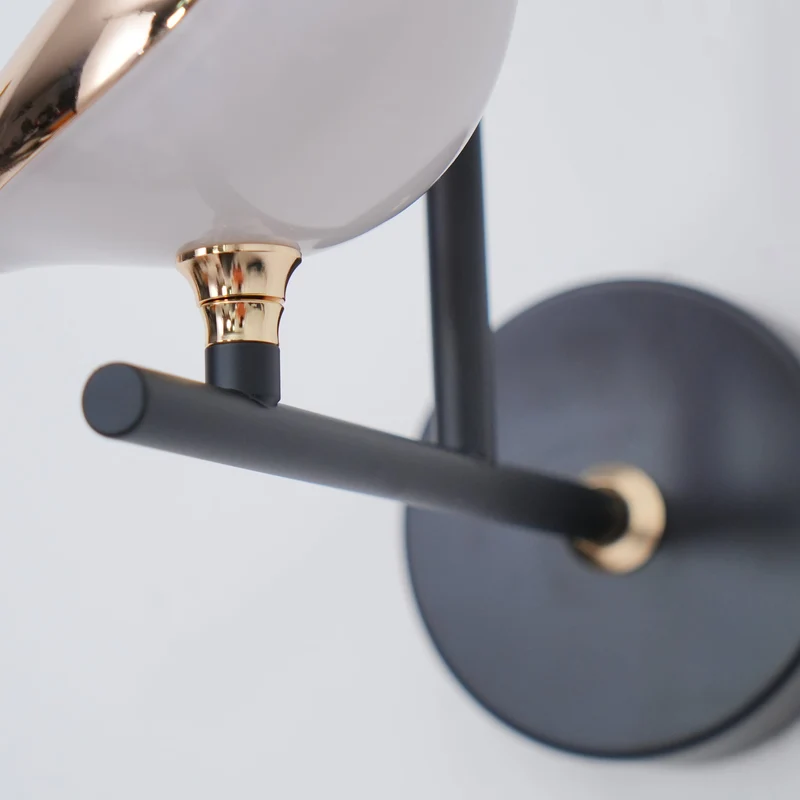 Wandlamp met Vogelmotief en Verstelbare Lamparmen – Zwart & Roségoud Design 1 of 2 Lichtpunten Magnetische Vogel Moderne Decoratieve Verlichting | Sansoti
